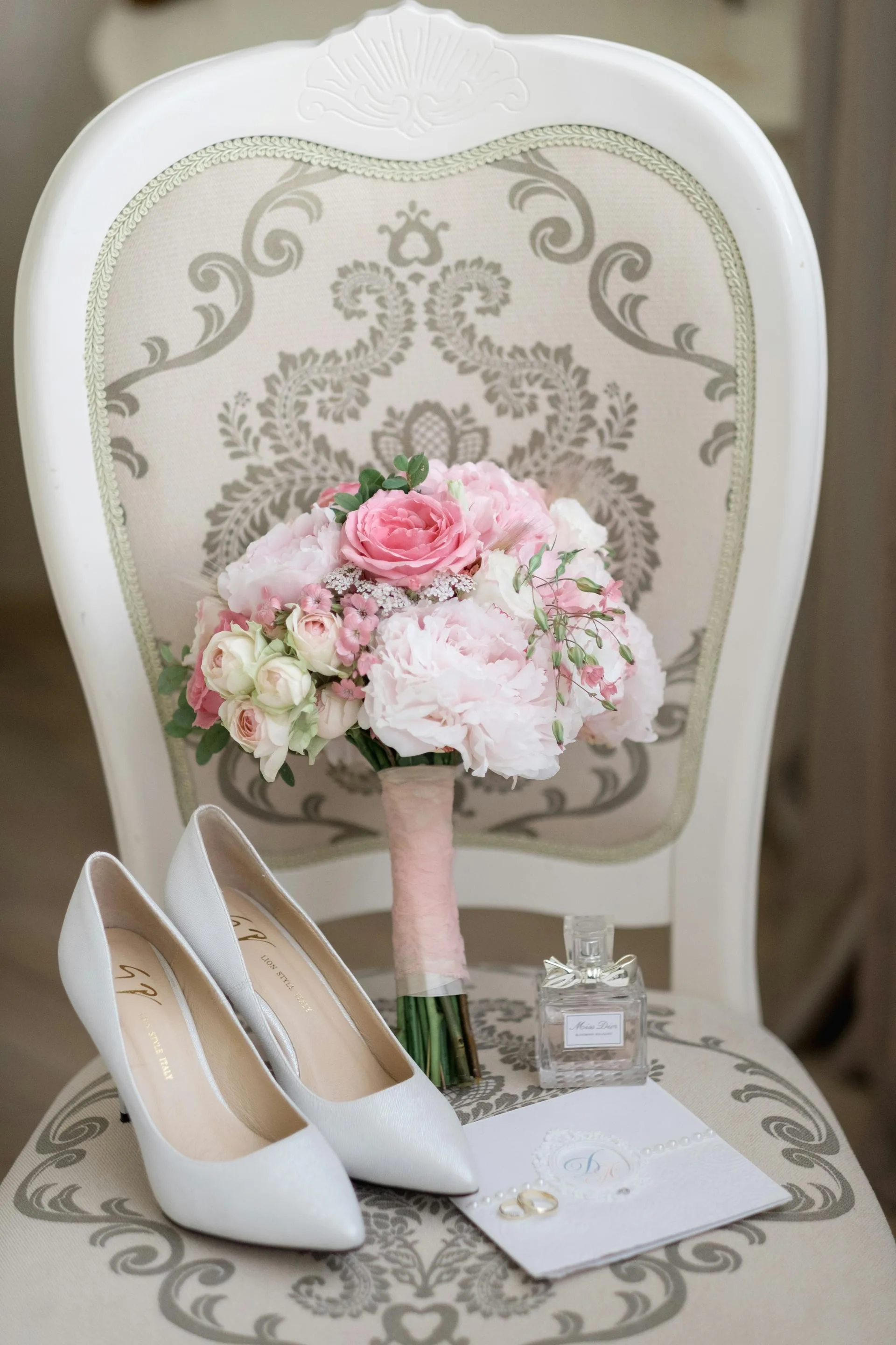 What’s Included in a Bridal Makeup Booking on the Sunshine Coast
